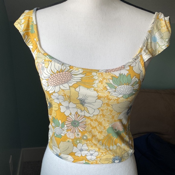 O’Neill Andy Floral Crop Top - Picture 7 of 13
